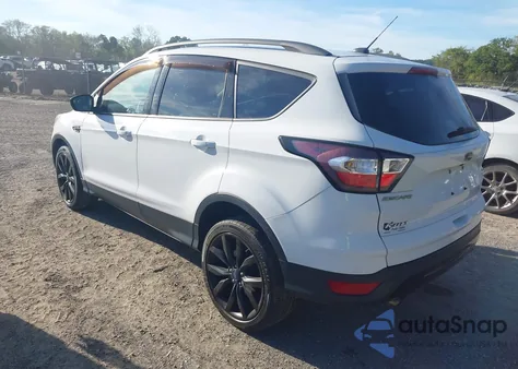 2017 Ford Escape Se из США, поврежденный, VIN 1FMCU9GD8HUD48465